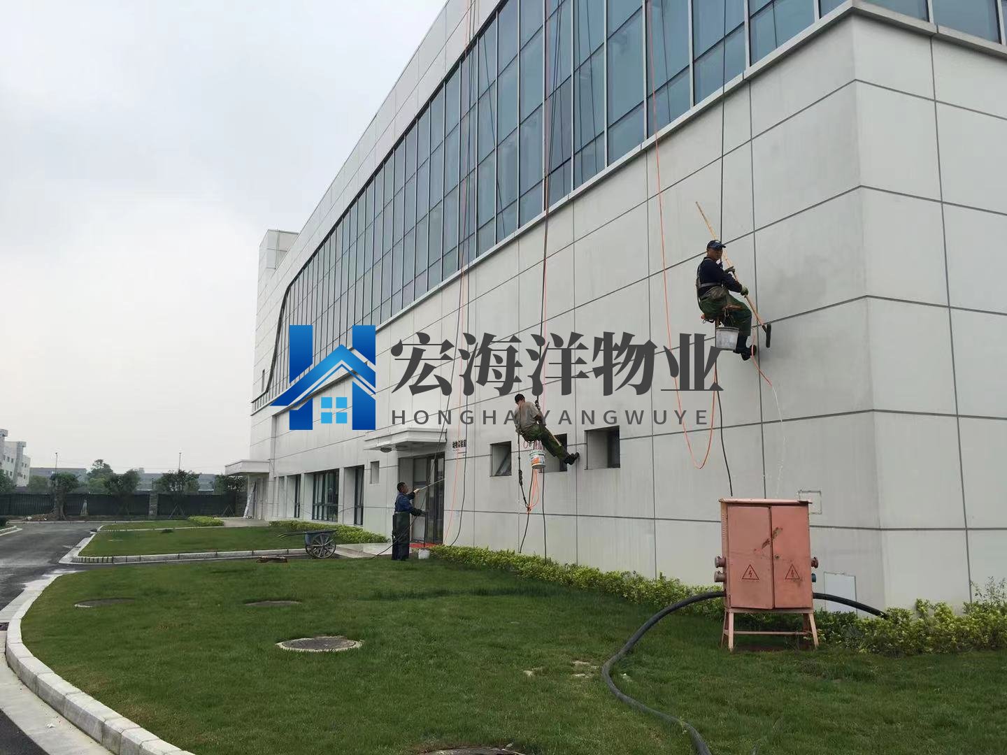 成都保潔垃圾箱清潔工作的工作要求