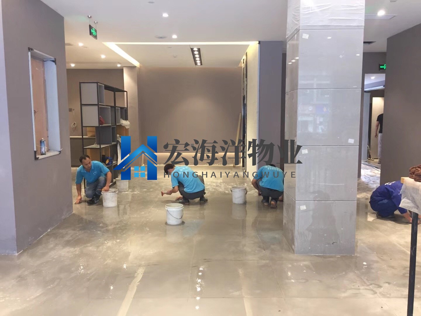 ?使用頻率較高的客廳地毯應(yīng)該怎么來(lái)進(jìn)行清洗
